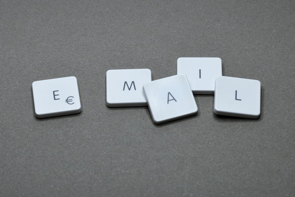 9 principles of writing business e-mails